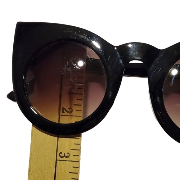 Butterfly frame plastic fashion Gradient lenses sunglasses - Picture 5 of 12